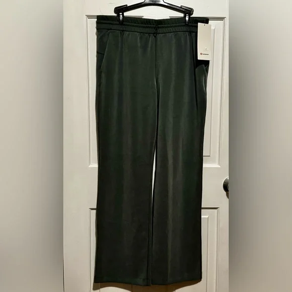 Lululemon Softstreme HR Pant 12 - Picture 2 of 12